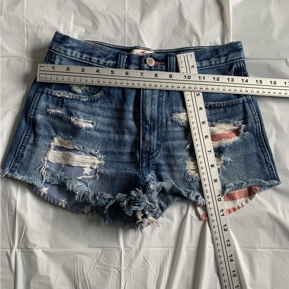 πΊπΈHollister High Waisted Jean Shorts American Flag Pockets Women's Size 26πΊπΈ - Picture 10 of 10